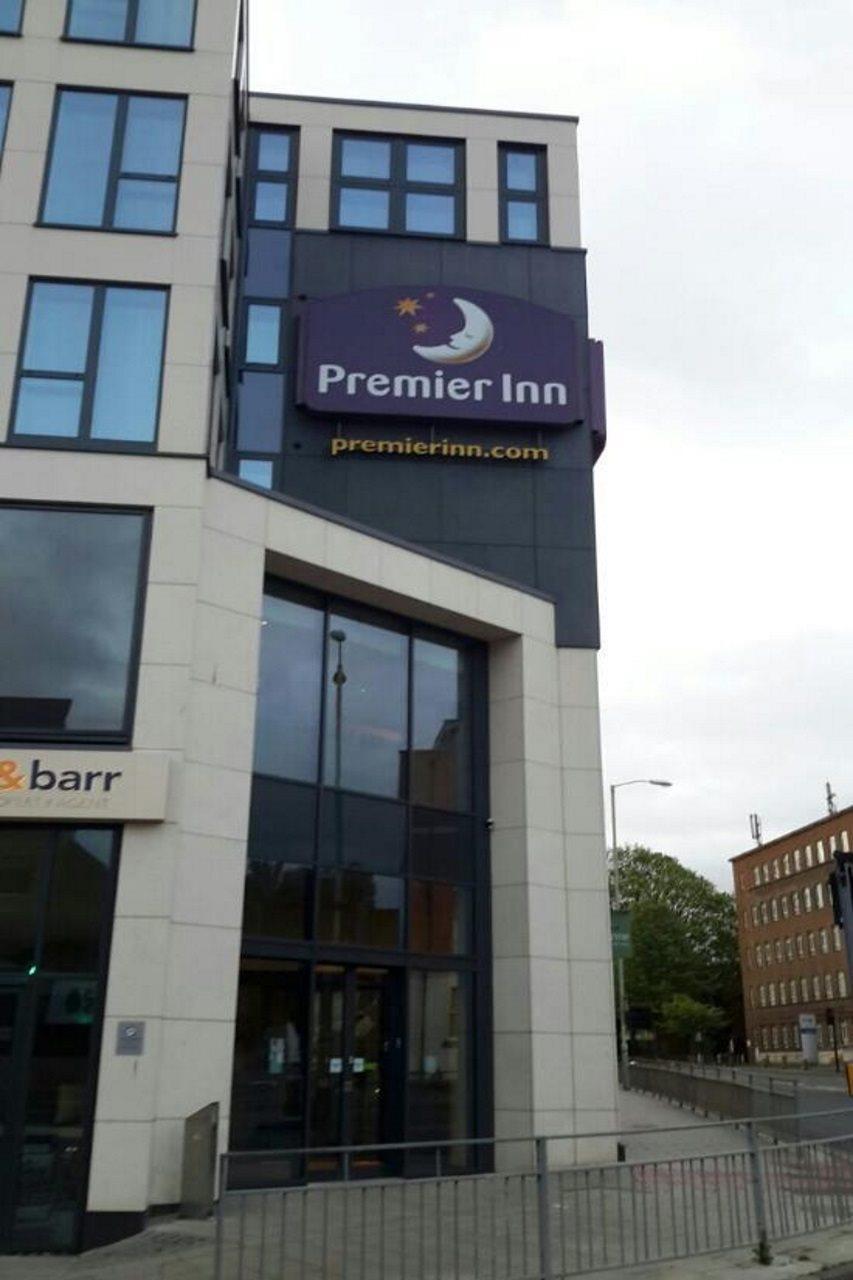 Premier Inn Canterbury City Centre Exterior foto